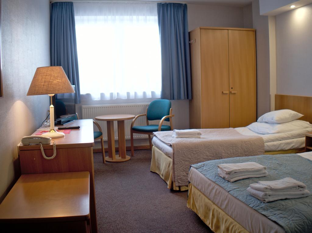 Hotel Orlik Płońsk Szoba fotó