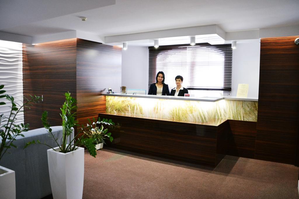 Hotel Orlik Płońsk Kültér fotó
